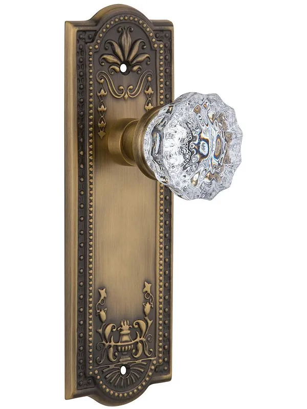 Popular Meadows Style Door Set With Fluted Crystal Glass Door Knobs - Antique Brass - Privacy - 2 3/4